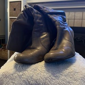 Guess Grey Leather Knee High, High heel boots size 10.